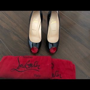 Christian Louboutin Peep Toe